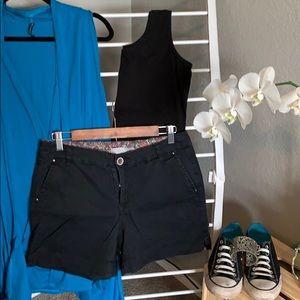 one5one black shorts, size 8